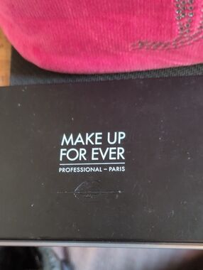 Makeup Forever Matte velvet Skin Powder Foundation Palette - #R510
